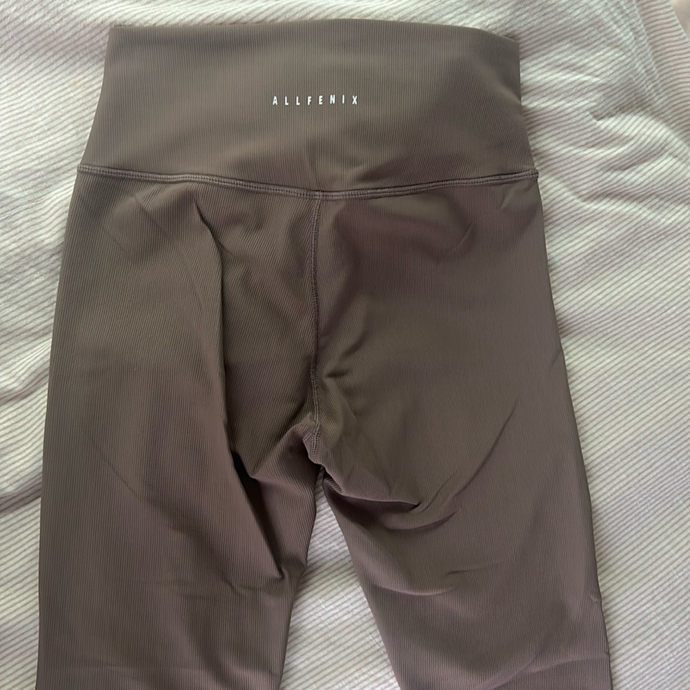 Allfenix workout set. Leggings L, Tanktop XL.